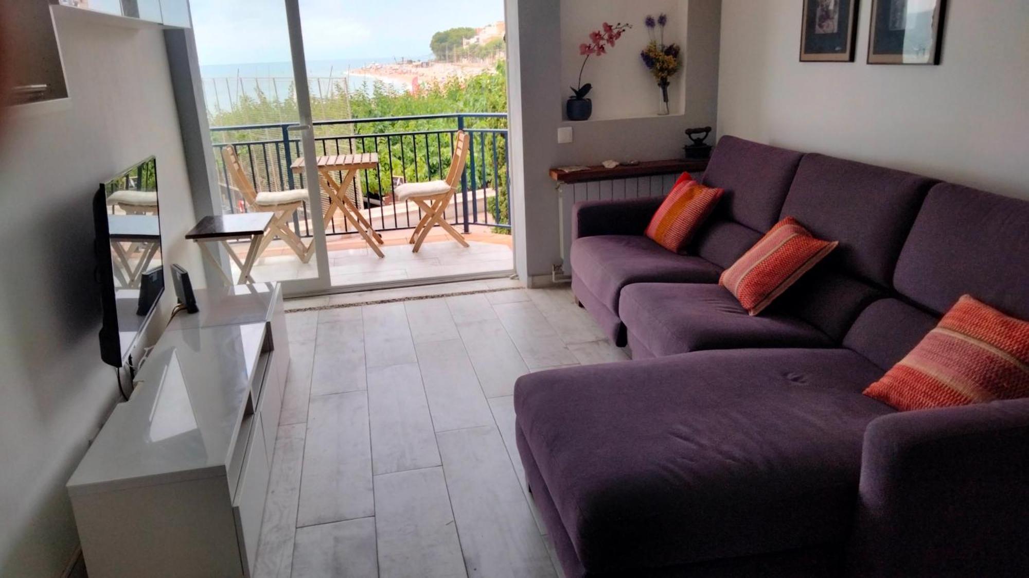 Beachfront Apartment With Private Parking Sant Pol De Mar Extérieur photo